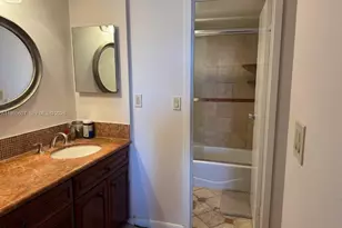 3675 N Country Club Dr, Aventura, FL 33180 - Photo 7