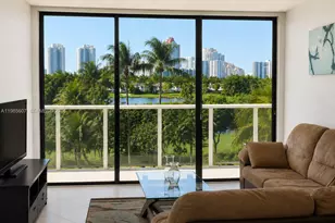 3675 N Country Club Dr, Aventura, FL 33180 - Photo 3