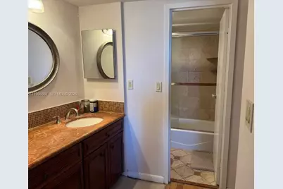 3675 N Country Club Dr #508, Aventura, FL 33180 - Photo 21