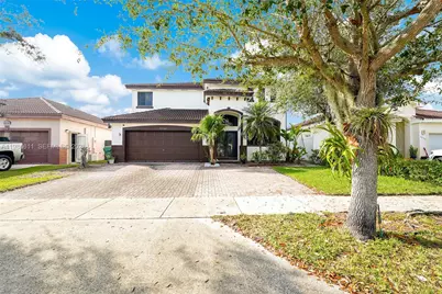 22542 SW 103rd Ct, Cutler Bay, FL 33190 - Photo 3