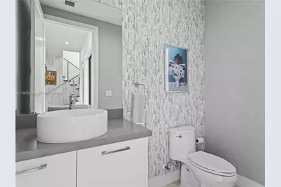 8281 NW 48th Ter, Doral, FL 33166 - Photo 27