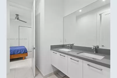 8281 NW 48th Ter, Doral, FL 33166 - Photo 37