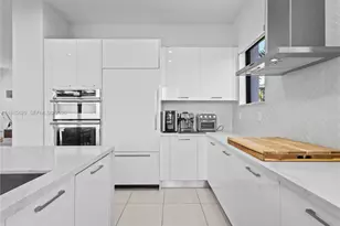 8281 NW 48th Terrace, Doral, FL 33166 - Photo 25