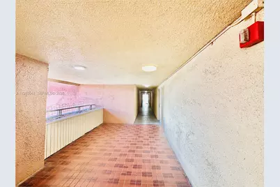 17530 NW 68th Ave #C4012, Hialeah, FL 33015 - Photo 29