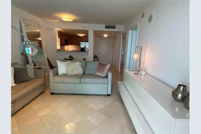 2101 Brickell Ave #2210, Miami, FL 33129 - Photo 5