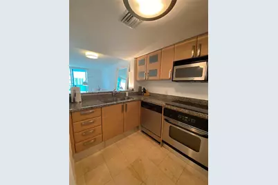 2101 Brickell Ave #2210, Miami, FL 33129 - Photo 3