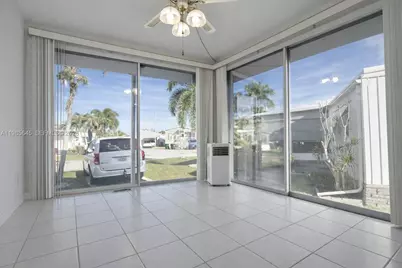 2260 SW 85th Way, Davie, FL 33324 - Photo 13