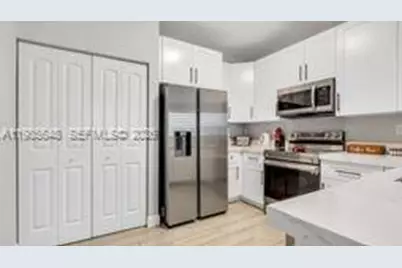 2712 NW 7th Ct, Fort Lauderdale, FL 33311 - Photo 9