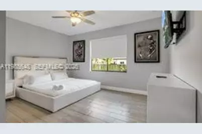 2712 NW 7th Ct, Fort Lauderdale, FL 33311 - Photo 11