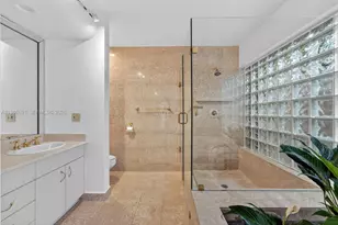 8263 SW 160th St, Palmetto Bay, FL 33157 - Photo 37