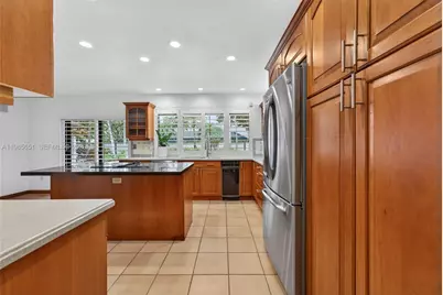 8263 SW 160th St, Palmetto Bay, FL 33157 - Photo 9