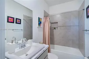 495 NE 5th Ln, Florida City, FL 33034 - Photo 19