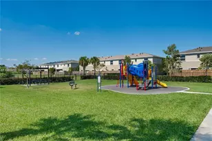 495 NE 5th Ln, Florida City, FL 33034 - Photo 25