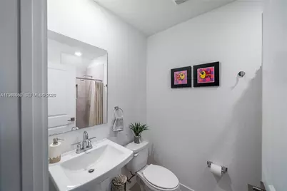 495 NE 5th Ln, Florida City, FL 33034 - Photo 23