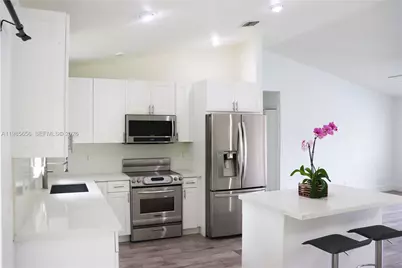 16930 W Mead Hill Dr, Loxahatchee, FL 33470 - Photo 7