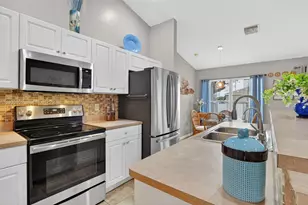 2707 NE 5th Ave, Other City - In The State Of Florida, FL 33909 - Photo 9