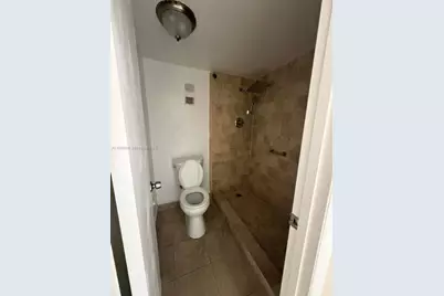 9180 Fontainebleau Blvd #401, Miami, FL 33172 - Photo 11