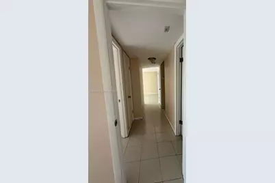 9180 Fontainebleau Blvd #401, Miami, FL 33172 - Photo 7