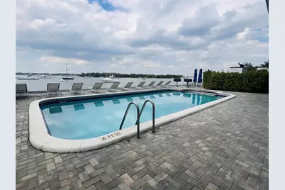7928 West Dr #404, North Bay Village, FL 33141 - Photo 15