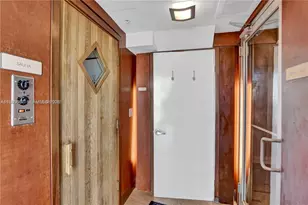 31 SE 5th St, Miami, FL 33131 - Photo 41