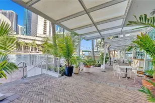31 SE 5th St, Miami, FL 33131 - Photo 35