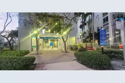31 SE 5th St #1110, Miami, FL 33131 - Photo 61