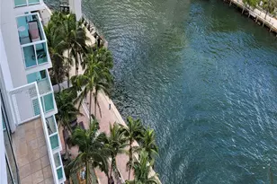 31 SE 5th St, Miami, FL 33131 - Photo 33