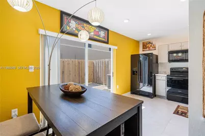 495 NE 5th Ln, Florida City, FL 33034 - Photo 15