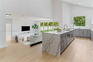 9840 Stover Way, Wellington, FL 33414 - Photo 11