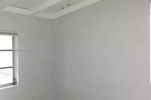 2507 Andros Ln, Fort Lauderdale, FL 33312 - Photo 9