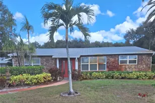 5525 SE Ault Ave, Stuart, FL 34997 - Photo 1