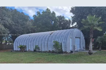 5525 SE Ault Ave, Stuart, FL 34997 - Photo 9