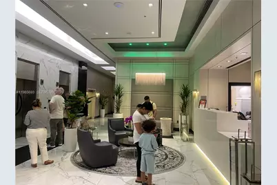 185 SE 14th Ter #1905, Miami, FL 33131 - Photo 11