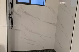 601 Ives Dairy Rd, Miami, FL 33179 - Photo 5