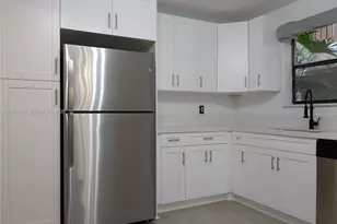 601 Ives Dairy Rd, Miami, FL 33179 - Photo 39