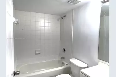 1260 SE 28th Ct #104, Homestead, FL 33035 - Photo 7