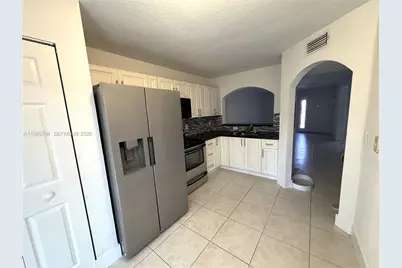 1260 SE 28th Ct #104, Homestead, FL 33035 - Photo 11
