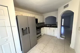 1260 SE 28th Ct, Homestead, FL 33035 - Photo 11