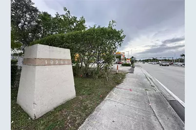 10900 SW 104th St #322, Miami, FL 33176 - Photo 37