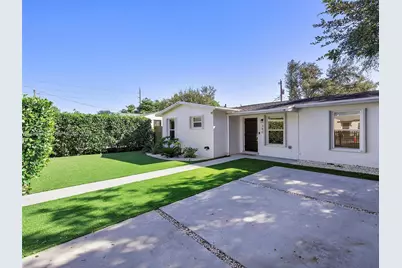 340 NW 45th St, Miami, FL 33127 - Photo 3