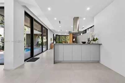 234 SW 22nd Rd, Miami, FL 33129 - Photo 15