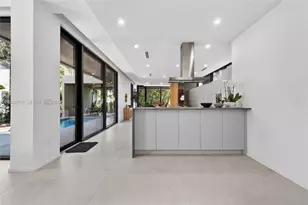 234 SW 22nd Rd, Miami, FL 33129 - Photo 15