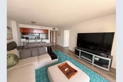 1200 Brickell Bay Dr #3621, Miami, FL 33131 - Photo 5