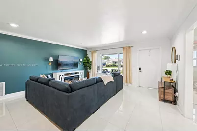 8900 SW 7th St, Boca Raton, FL 33433 - Photo 9