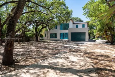 18770 NE 22nd Ave, Miami, FL 33180 - Photo 9