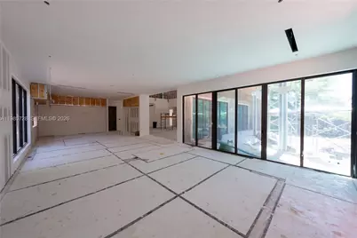 18770 NE 22nd Ave, Miami, FL 33180 - Photo 17