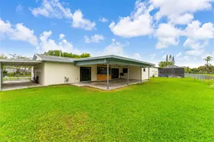 9454 Sterling Dr, Cutler Bay, FL 33157 - Photo 17