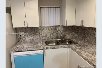 8353 Lake Dr #104, Doral, FL 33166 - Photo 27