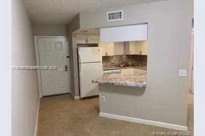 8353 Lake Dr #104, Doral, FL 33166 - Photo 41