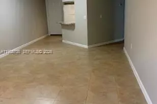 8353 Lake Dr, Doral, FL 33166 - Photo 13